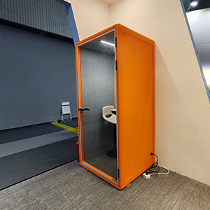 HIGHKA quiet office phone booth